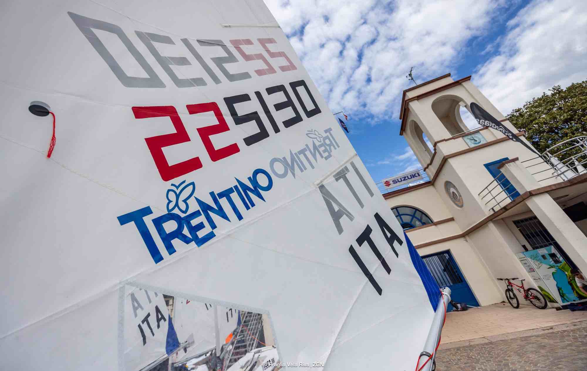 SPORT - Vela, III Italia Cup ILCA: a Riva del Garda una prima giornata ricca di regate