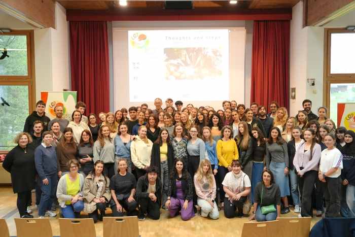 SPORT - Gli studenti delle Superiori hanno incontrato Tania Cagnotto