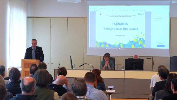 ATTUALITÀ - Confronto sul futuro della zootecnia in Trentino
