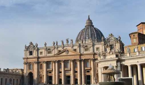 ATTUALITÀ - Fumata bianca: eletto il nuovo Papa al quarto scrutinio