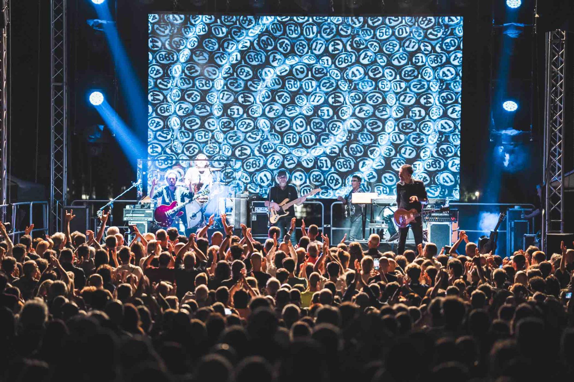 ATTUALITÀ - Mountain Beat Festival, Bennato ha entusiasmato Pinzolo