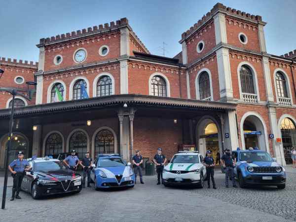 CRONACA - Controlli delle forze di polizia nel Bresciano: i proveddimenti