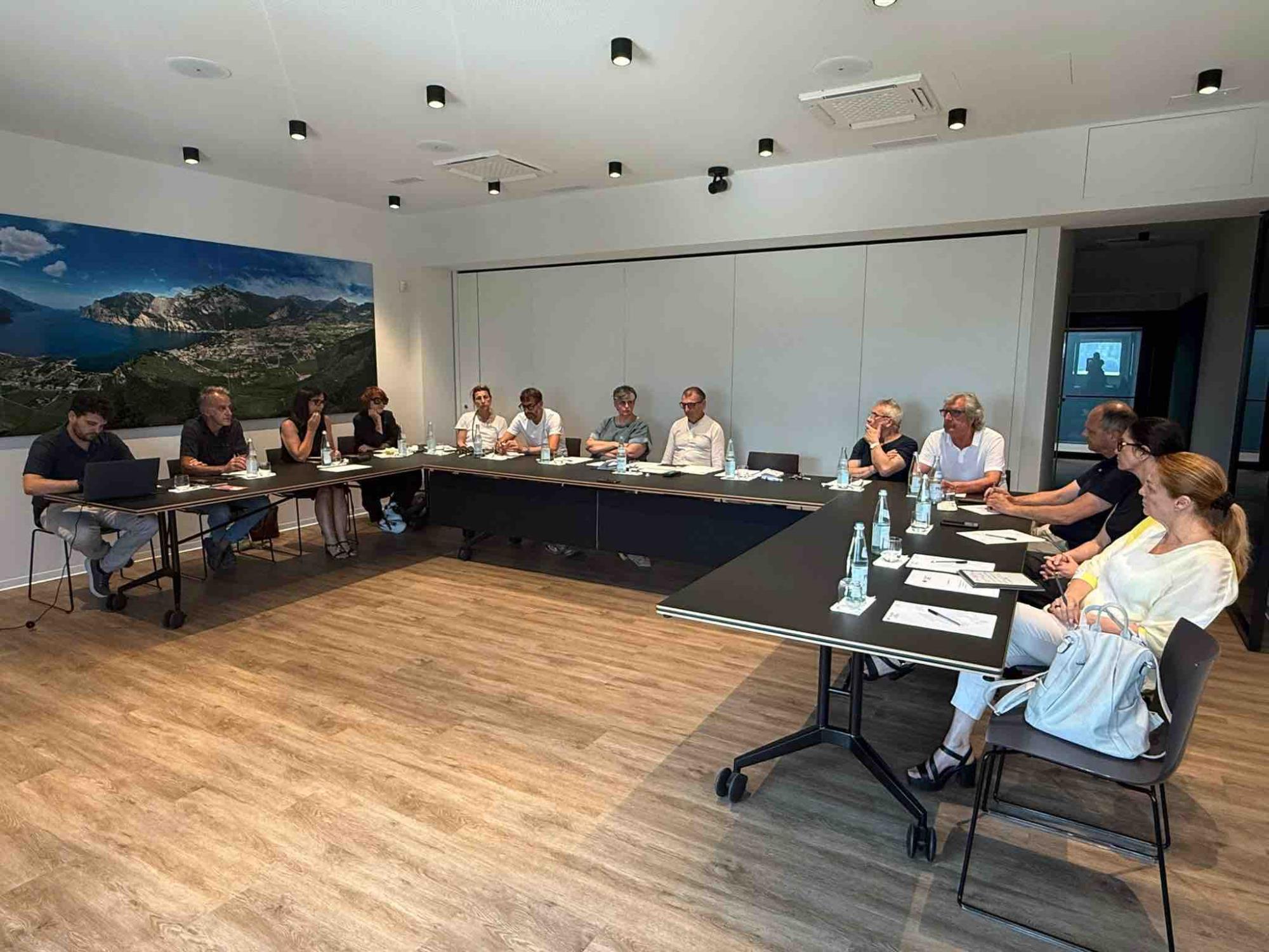 ATTUALITÀ - Alto Garda e Ledro, il commercio guarda al futuro