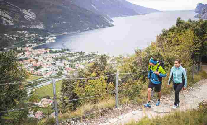 GARDA - Monte Brione: lo spirito olimpico cammina sul Sentiero della Pace