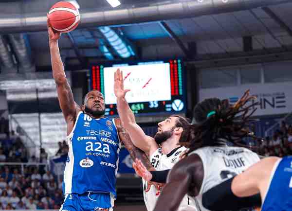 SPORT - Basket: Germani Brescia sconfitta, Virtus Bologna è campione d'Italia