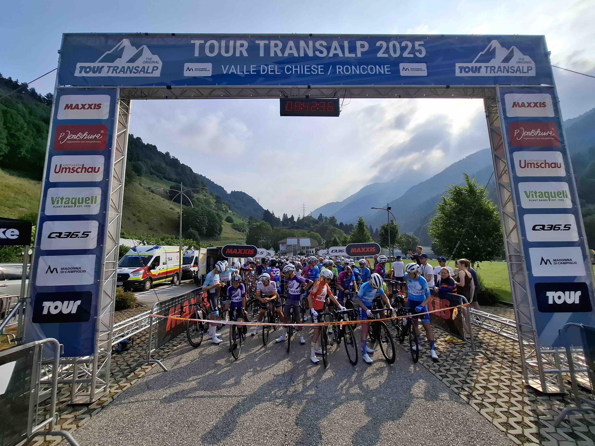 SPORT - Tour Transalp ospitato a Sella Giudicarie