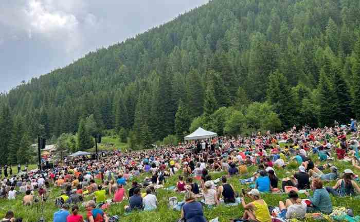 VAL DI SOLE E NON - Straordinario concerto di Niccolò Fabi a Palù di Vermiglio