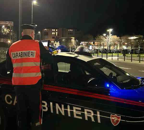 BRENO - Lite in piazza a Berzo Inferiore, Daspo “Willy" a 23enne