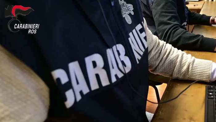 CRONACA - Apologia di fascismo e odio razziale, arrestato 21enne bresciano