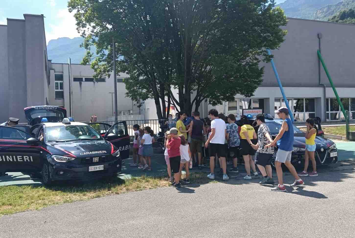 TRENTINO - I carabinieri di Villa Lagarina incontrano i bambini della colonia estiva