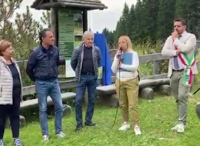 ALPE CIMBRA - Passo Coe, inaugurato il nuovo sentiero tematico “Natura in gioco"