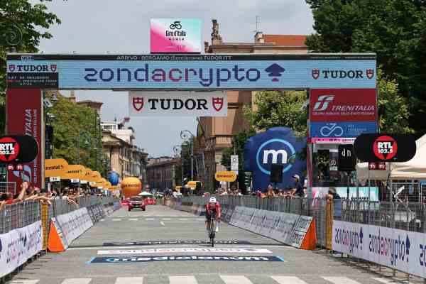SPORT - Ciclismo, Giro d'Italia Women: prima tappa a Marlen Reusser