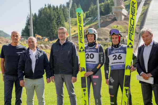 VAL DI FIEMME - Predazzo: inaugurati i trampolini e primi salti con gli sci