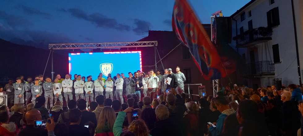SPORT - Ponte di Legno: entusiasmo alla presentazione del Cagliari