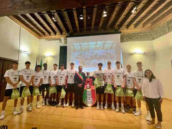 SPORT - Trento celebra i campioni d’Italia under 17 dell’Aquila Basket