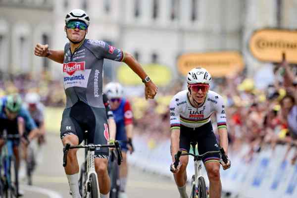 SPORT - Tour de France: tappa e maglia gialla per Van der Poel