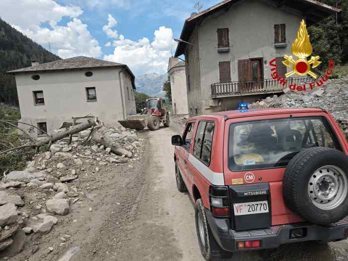 VALTELLINA - Proseguono le operazioni di soccorso a Valdisotto