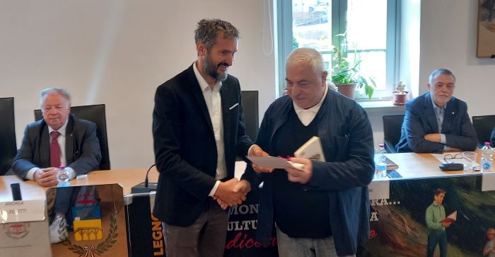 PONTE DI LEGNO - Luigi Cannillo vince il premio Pontedilegnopoesia 2025