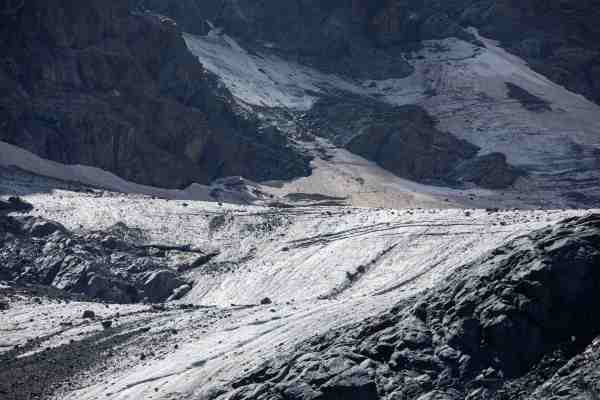 VALTELLINA - Il ghiacciaio del Ventina sta scomparendo: i dati