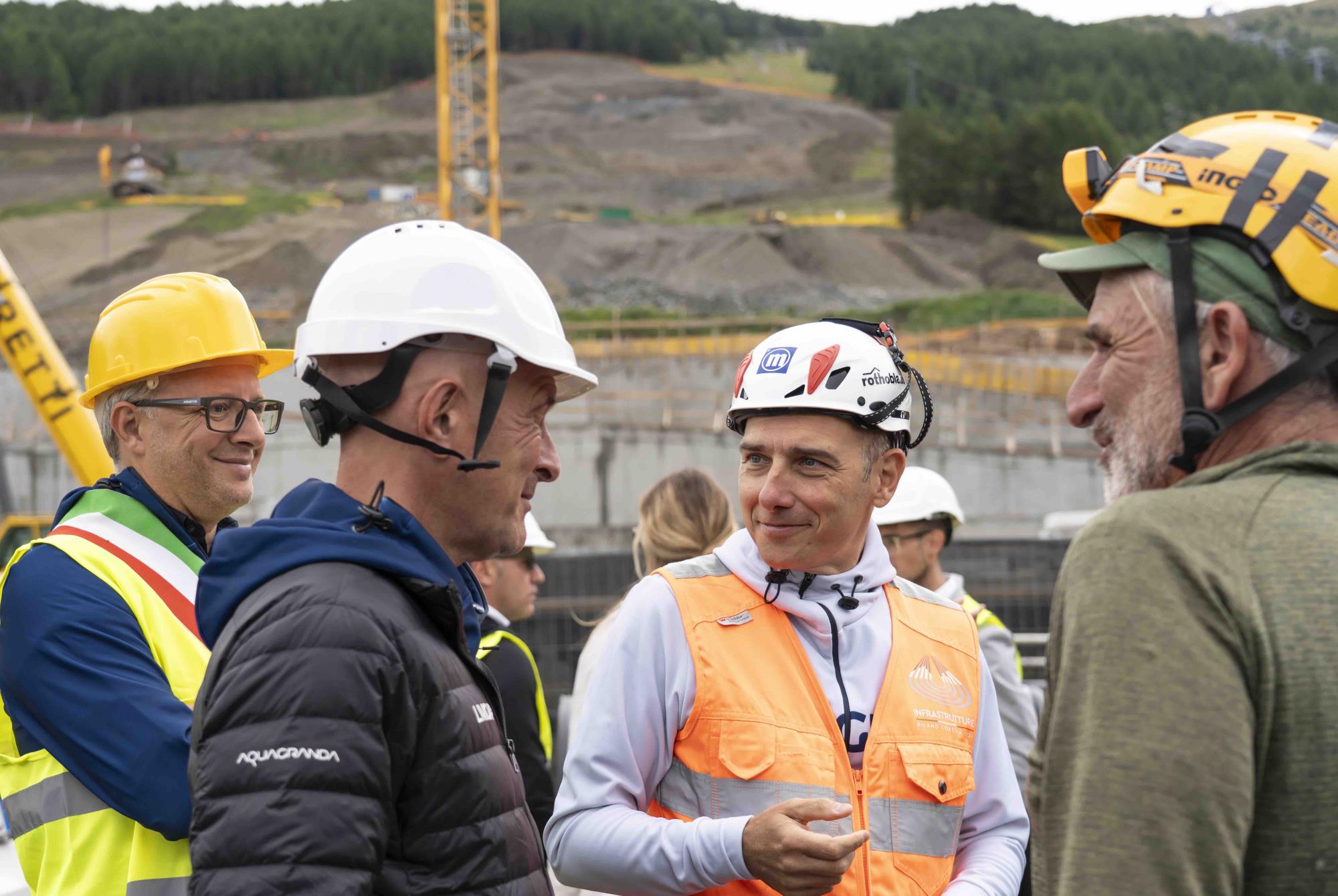 VALTELLINA - Visita istituzionale ai cantieri olimpici di Livigno
