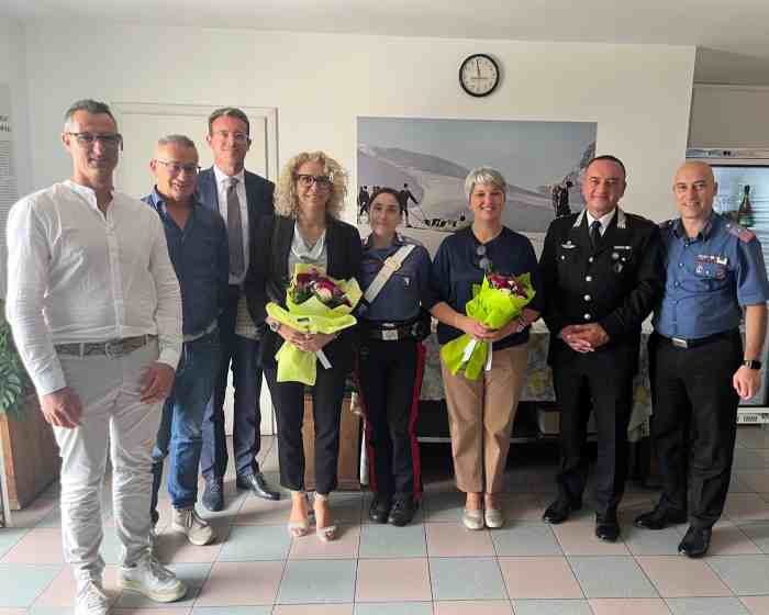 ATTUALITÀ - Cles: la giunta comunale in visita alla caserma dei carabinieri