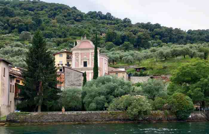 SEBINO - Mostra personale del pittore Giuseppe Belotti a Monte Isola