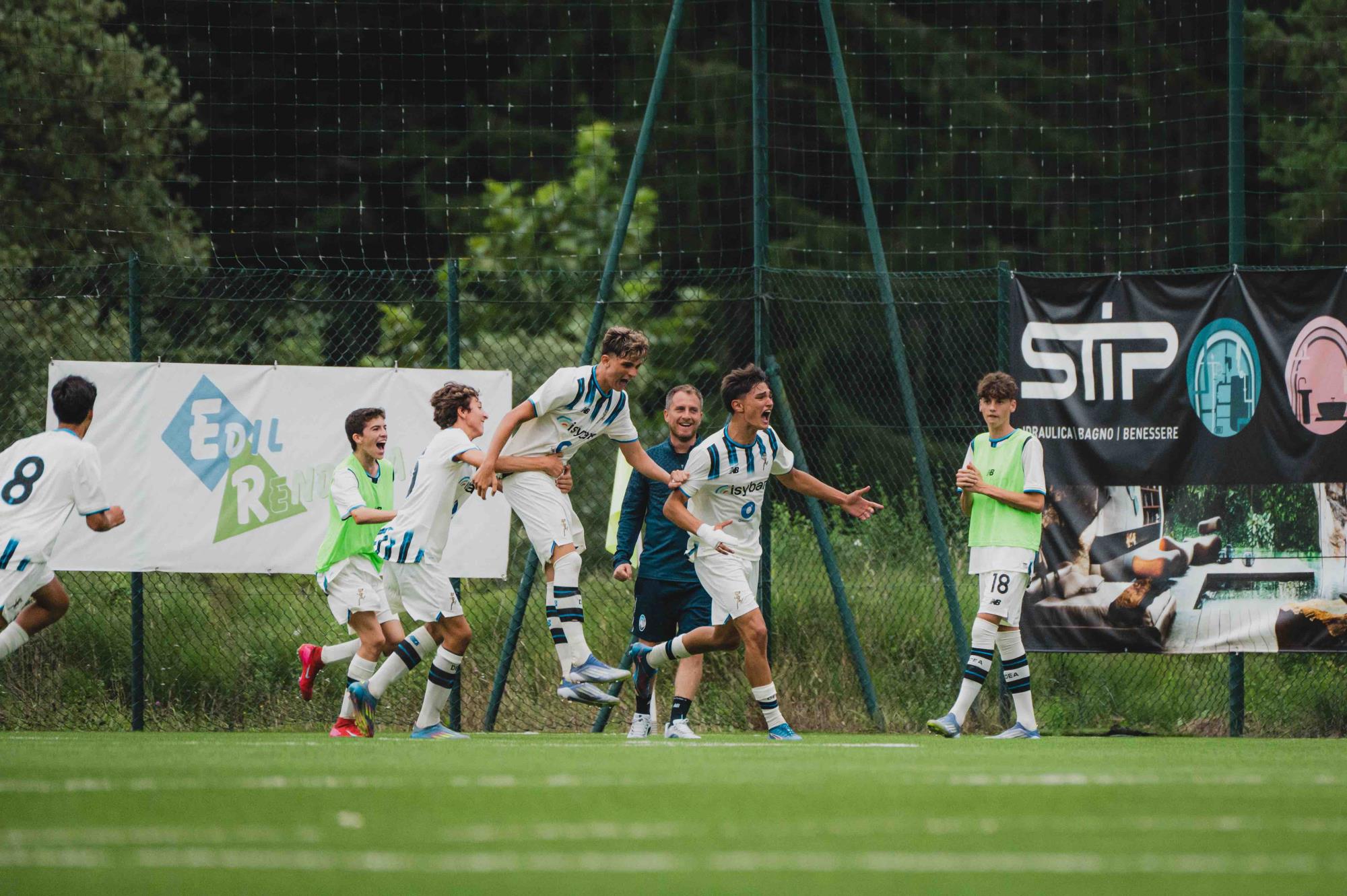 SPORT - Calcio, la Paolo Valenti Summer Cup rimane all'Atalanta, Juve beffata in finale