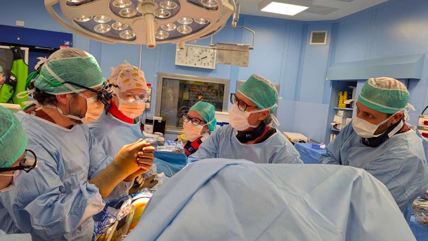 ATTUALITÀ - Trento, operazione salvavita su un uomo con aorta perforata