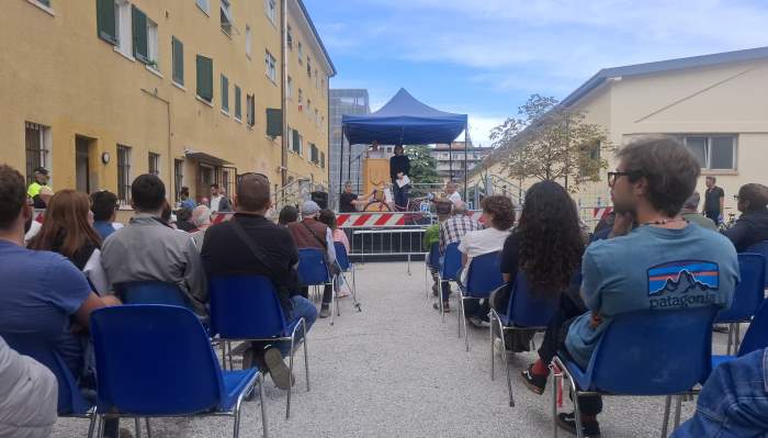 ATTUALITÀ - Trento, asta pubblica di beni mobili: raccolti 7.280 mila euro
