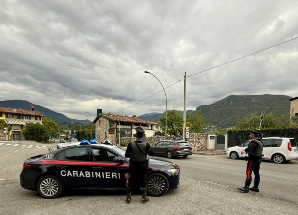 CRONACA - Controlli straordinari dei carabinieri a Salò