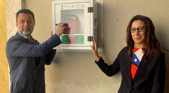 ATTUALITÀ - Installazione dei defibrillatori negli edifici della Provincia di Brescia