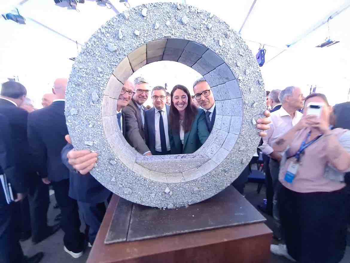 ATTUALITÀ - Lo storico Tunnel del Brennero unisce l’Europa e territori alpini