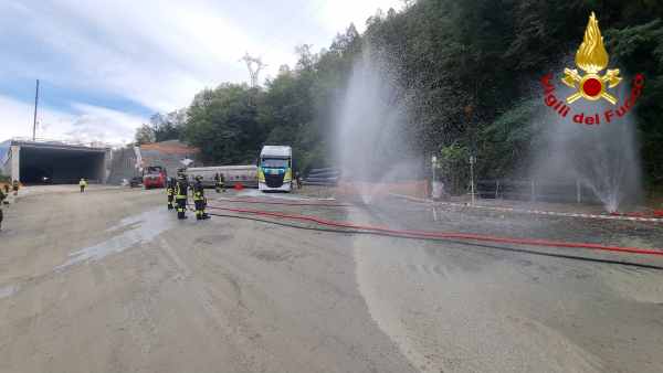 VALTELLINA - A Tirano l'esercitazione nazionale dei vigili del fuoco