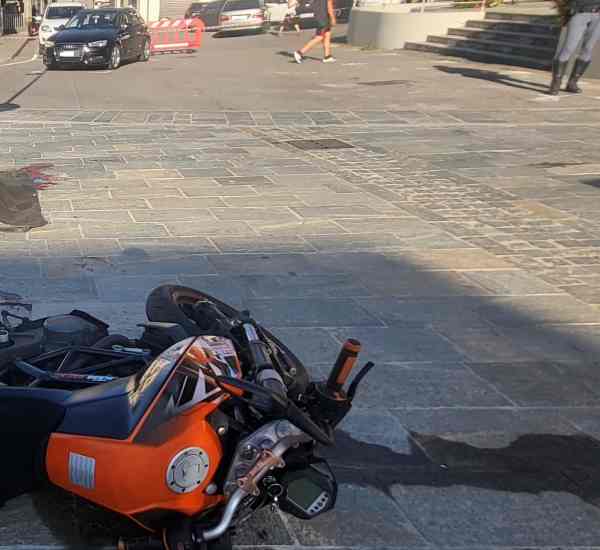 VALLE CAMONICA - Tragedia ad Artogne: nello scontro tra moto e auto, muore 16enne