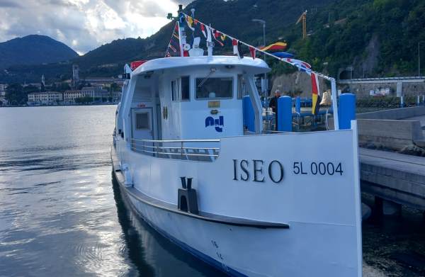 ATTUALITÀ - La motonave "Iseo" torna a solcare le acque del Sebino