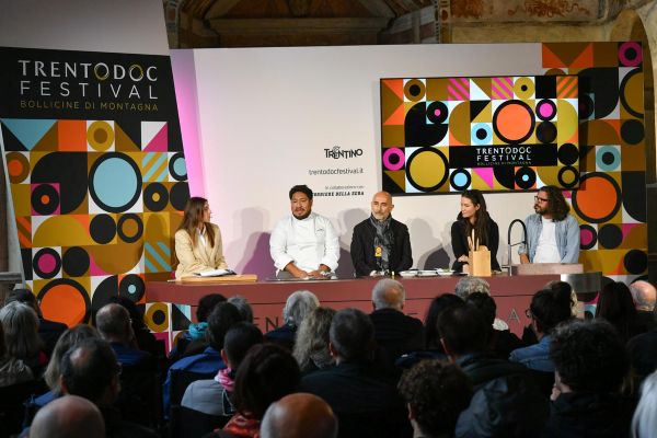 TRENTINO - Alla Loggia del Romanino un evento sold out con grandi chef