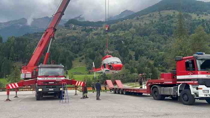 ATTUALITÀ - Peio: l'elicottero H125 recuperato e trasportato a Trento