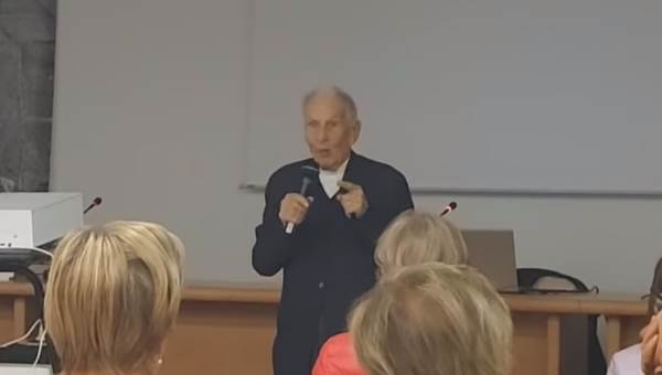 VALLE CAMONICA - Il professore Garattini a Capo di Ponte: "Stili di vita corretti"