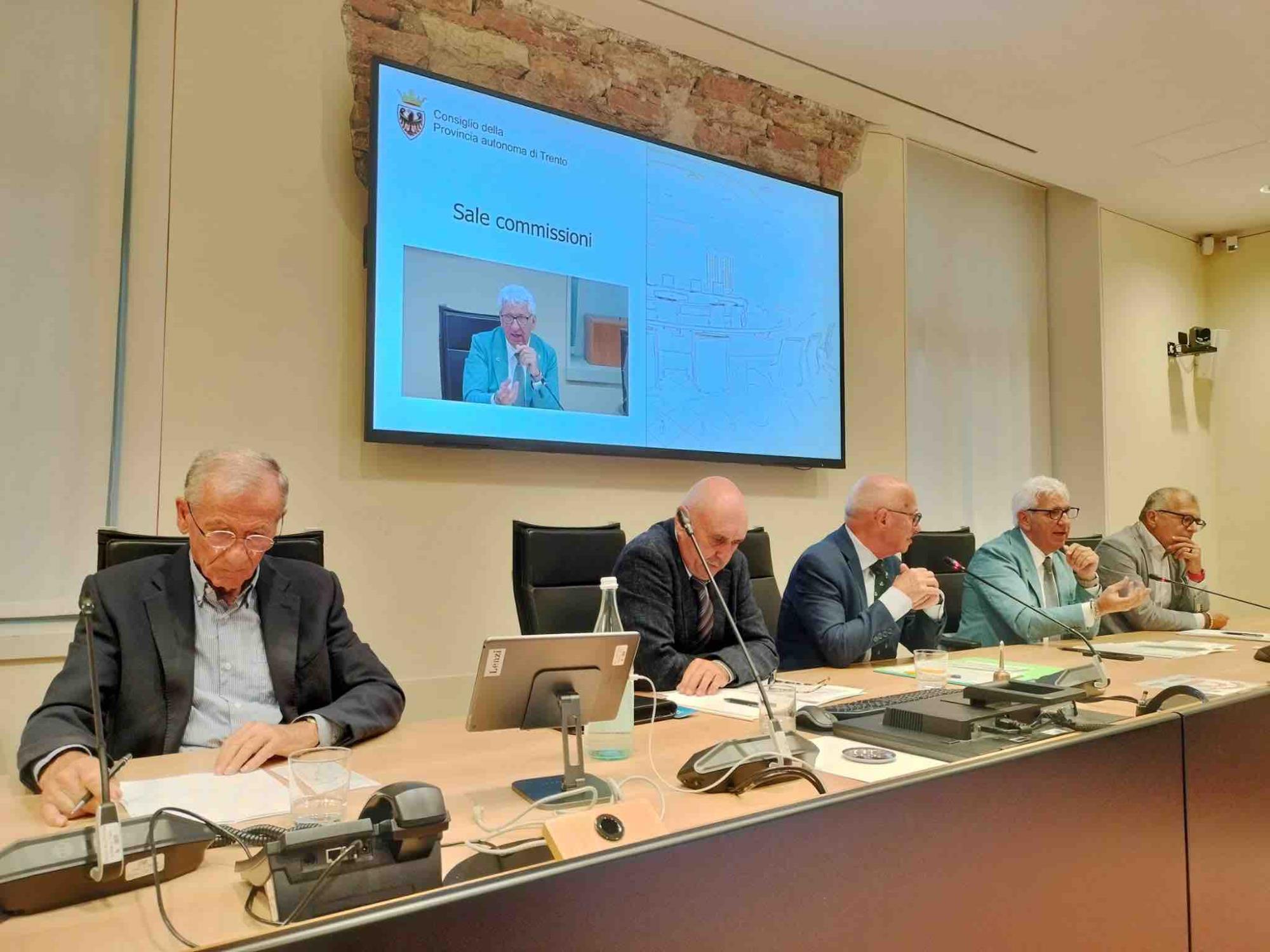 ATTUALITÀ - A Trento il Meeting delle Associazioni dei sindaci emeriti dell'Arco alpino