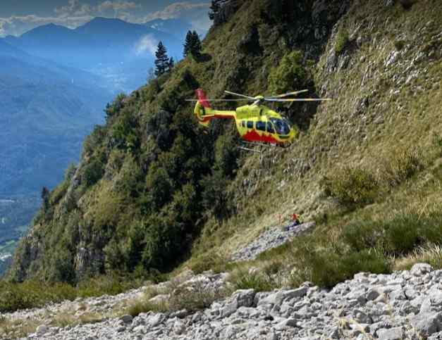 CRONACA - Valle Laghi: cacciatore trentino cade in un canale e muore