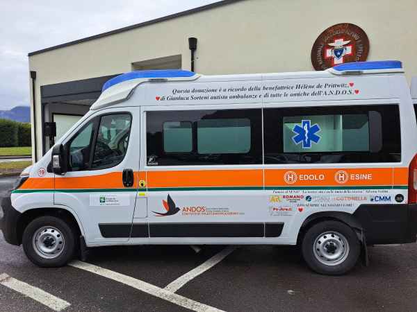 ATTUALITÀ - Andos ha donato un'ambulanza ad Asst di Valcamonica 