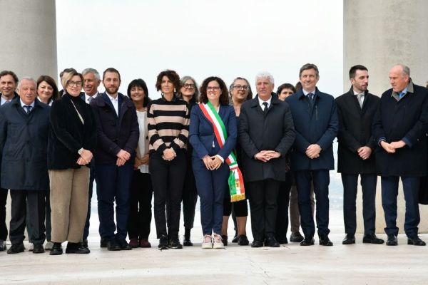 ATTUALITÀ - Campana dei Caduti: forte sostegno al progetto di pace