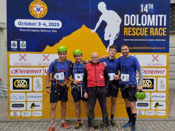 ATTUALITÀ - Il team della Valle Brembana seconda alla Dolomiti Rescue Race