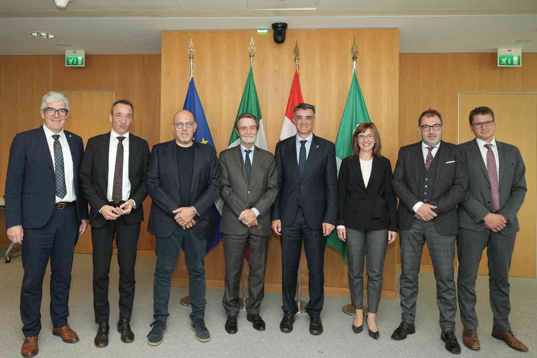ST MORITZ - Olimpiadi, strategie turistiche Engadina-Valtellina e i frontalieri nel confronto tra governatori