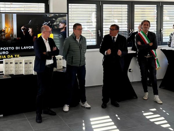 ATTUALITÀ - Mezzocorona: il presidente Fugatti in visita alla nuova sede di O-I Italy