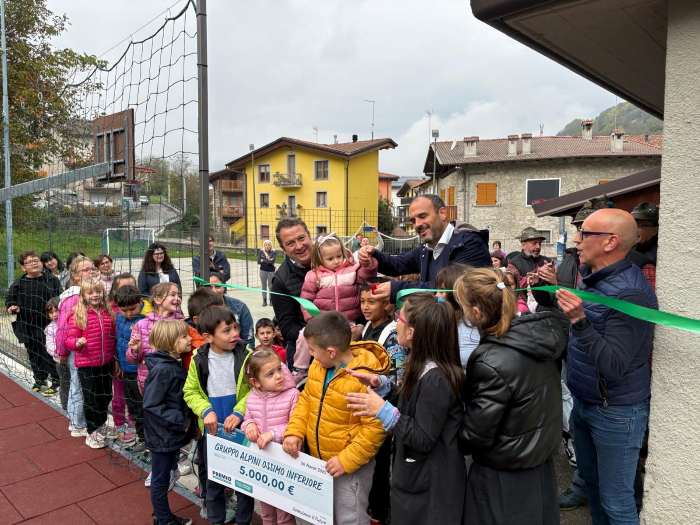 VALLE CAMONICA - Inaugurato il nuovo parco giochi nell'oratorio di Ossimo