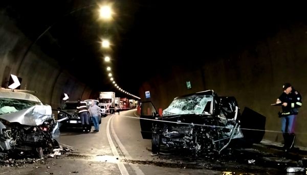 SEBINO - Tragedia sulla Provinciale 510: scontro tra auto, muore 45enne