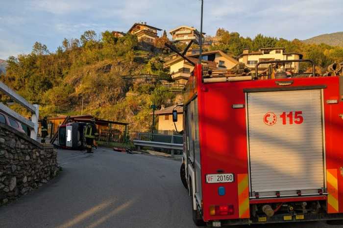 VALLE CAMONICA -  Incidente stradale a Edolo, 30enne ricoverata in ospedale