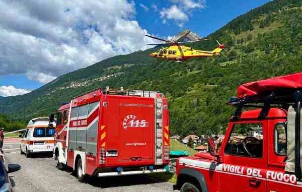 CRONACA - Scontro all'alba tra auto in Val Seriana, due morti