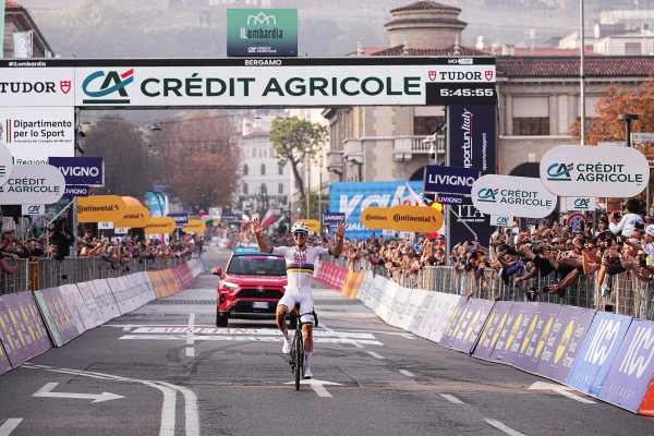 SPORT - Ciclismo: Tadej Pogacar vince il 119esimo Il Lombardia